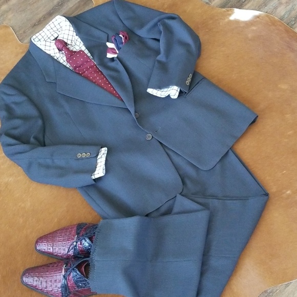 Giorgio Armani Other - NWT Giorgio Armani Suit